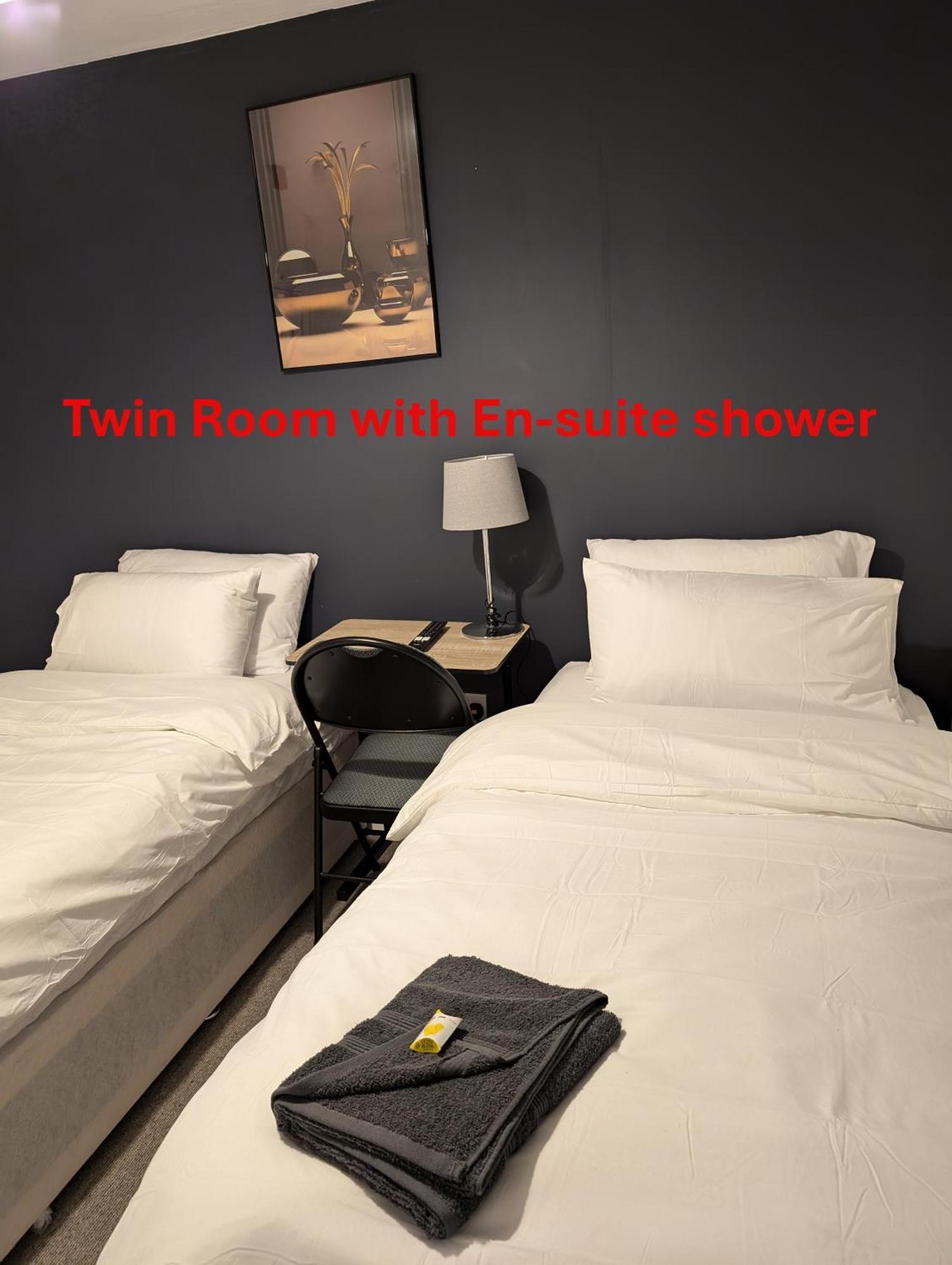 Blok 3 -Jacuzzi Suites, Apartment & Ensuite Rooms Blackpool Ngoại thất bức ảnh