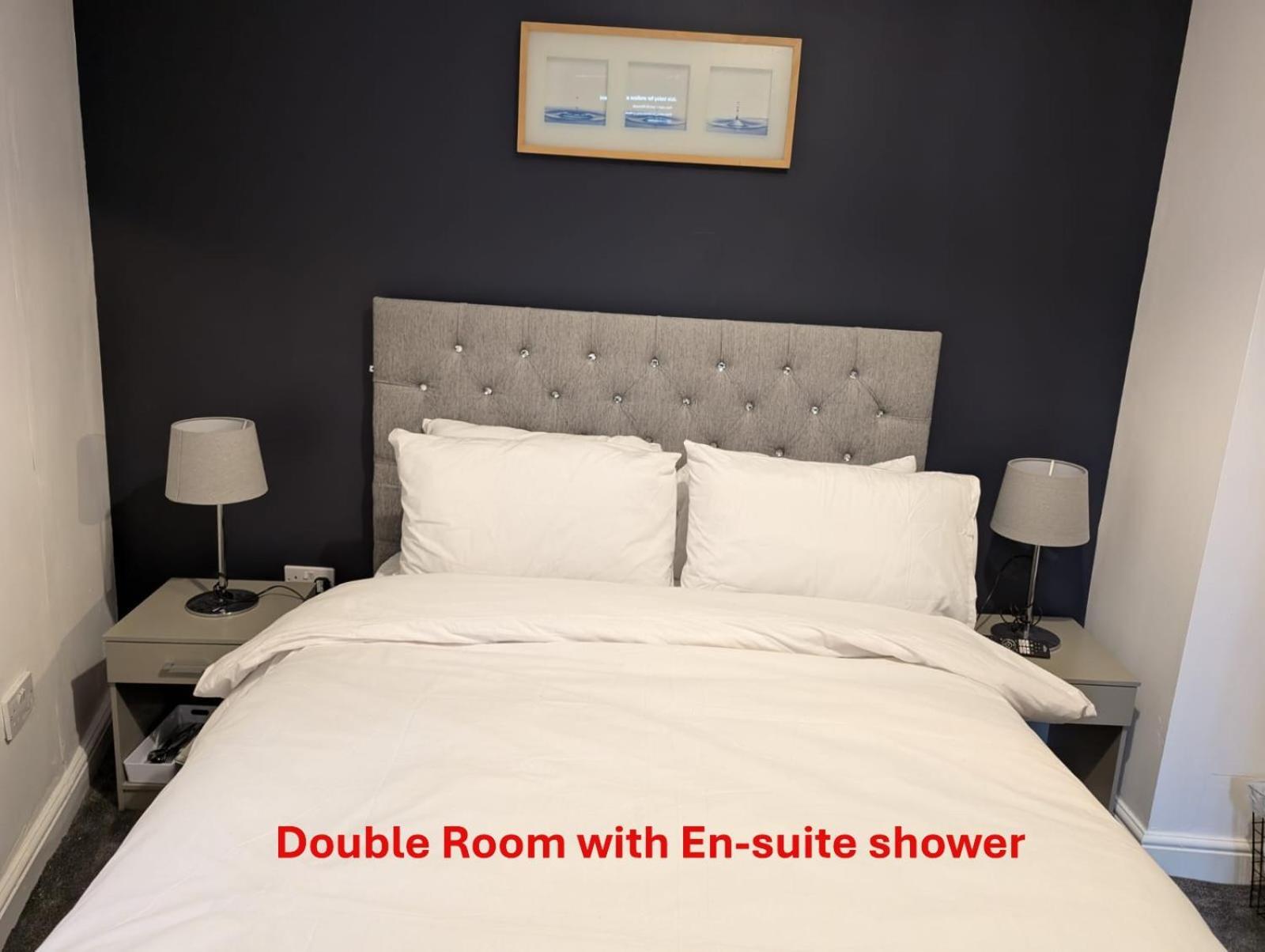 Blok 3 -Jacuzzi Suites, Apartment & Ensuite Rooms Blackpool Ngoại thất bức ảnh